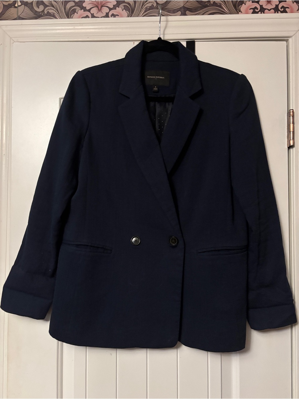 Banana Republic Women’s Navy Double-Breasted Blazer size 6
